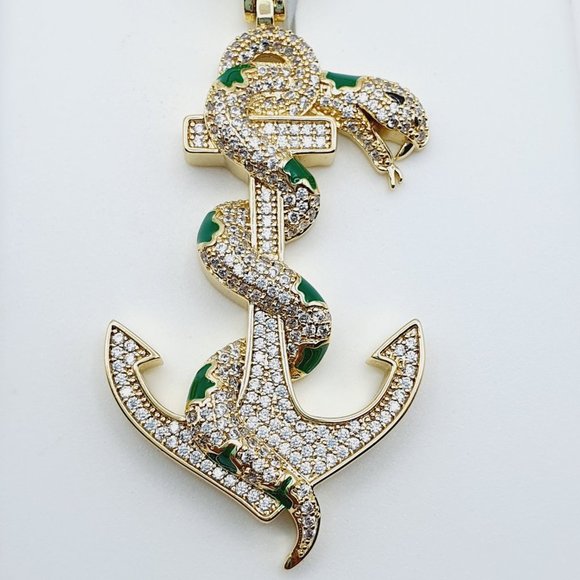 "14K Gold Plated Cubic Zircon Pendant,  EVBRS658 - Picture 8 of 10